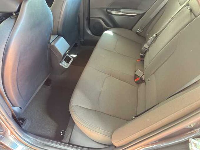 Kia K4 SW 1.6 T-GDI Silver //Navi/LED/Sitzheizung /Keyless