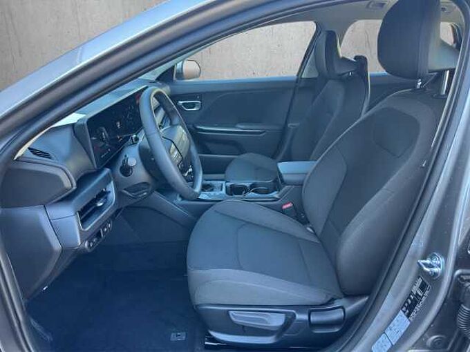 Kia K4 SW 1.6 T-GDI Silver //Navi/LED/Sitzheizung /Keyless