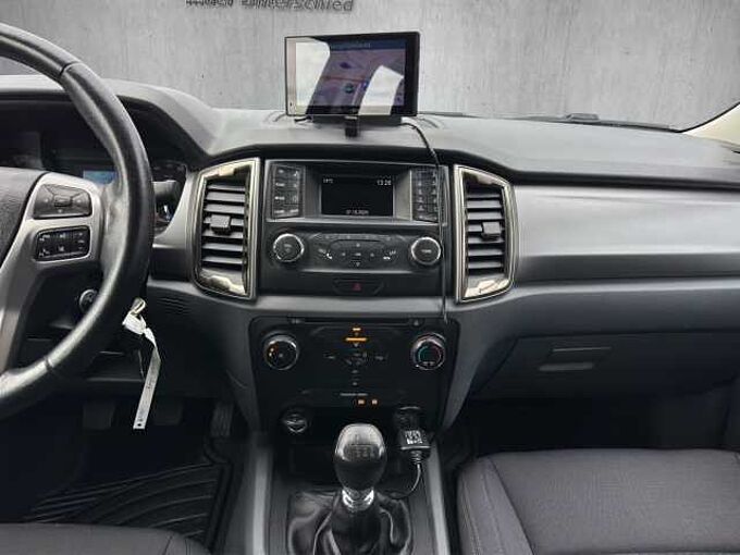 Ford Ranger XLT Doppelkabine 2.2dci 4x4 +AHK+Hardtop
