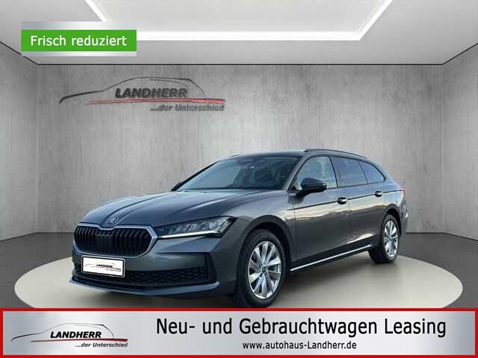 SKODA Superb Combi Essence 5. Jahre Garantie / Navi
