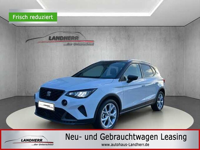 SEAT Arona FR Dach schwarz/ Navi