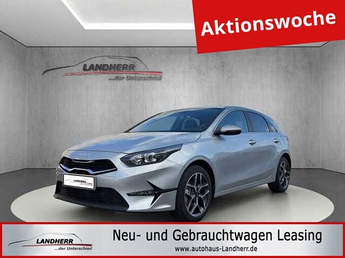 Kia Ceed 1.5 Gold // LED/Keyless/Teilleder