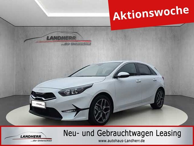 Kia Ceed 1.5 Gold // LED/Keyless/Teilleder