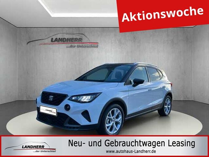 SEAT Arona FR Dach schwarz/ Navi