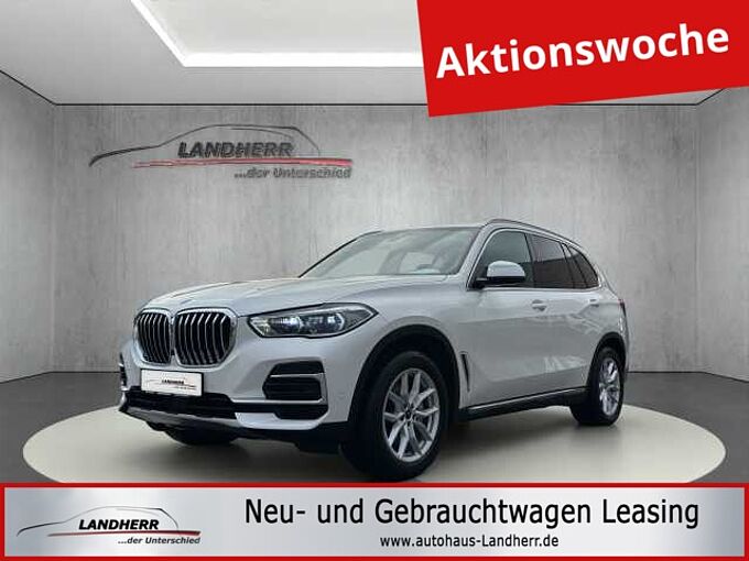 BMW X5 xDrive 30d XLine// Head-Up/Pano/Sitzheizung/Leder