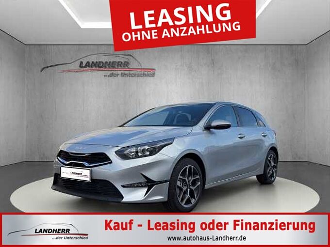Kia Ceed 1.5 Gold // LED/Keyless/Teilleder