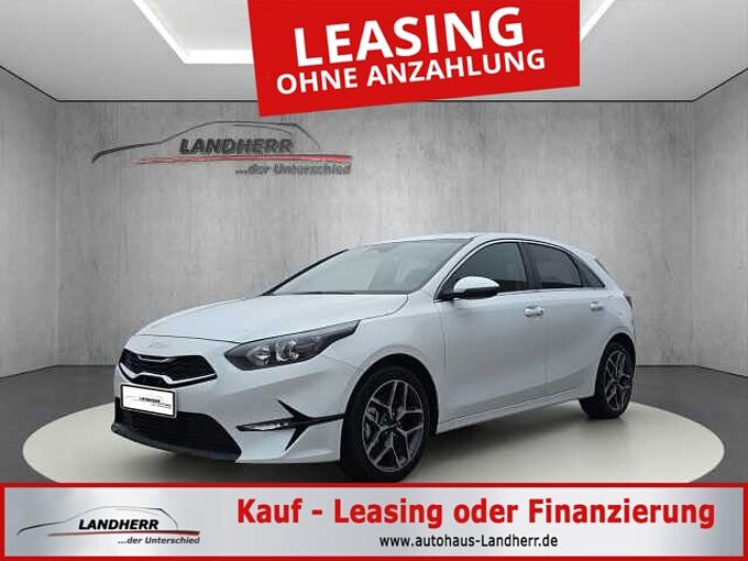 Kia Ceed 1.5 Gold // LED/Keyless/Teilleder