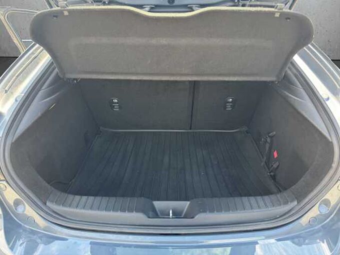 Mazda 3 Selection Leder
