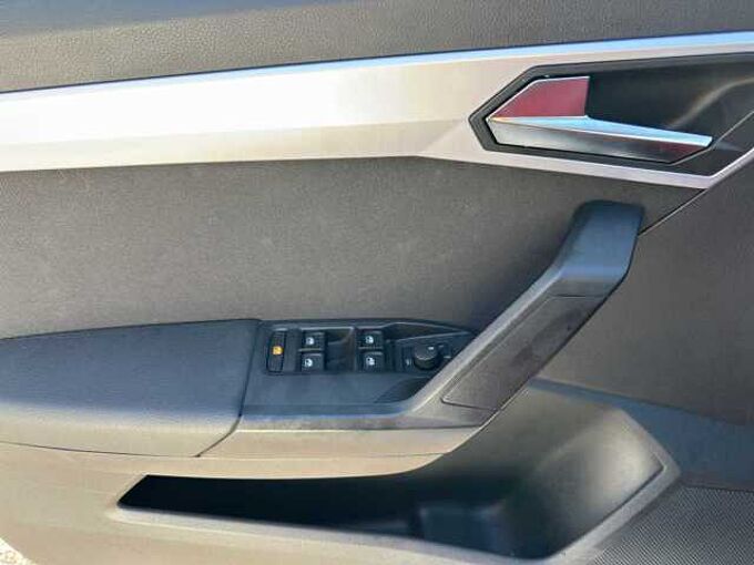 SEAT Arona 1.5 FR 5 J Garantie / Dach Schwarz