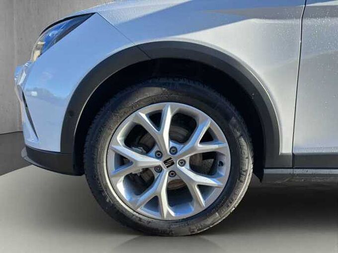 SEAT Arona 1.5 FR 5. J Garantie / Dach Schwarz