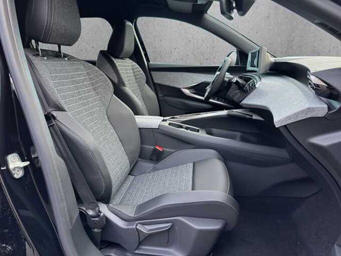 Peugeot 5008 Allure Rückfahrkamera/Teilleder