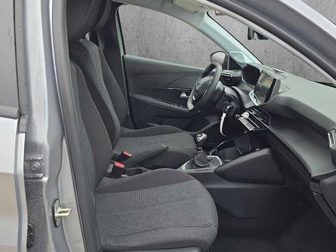 Peugeot 208 Style Verkehrszeichenerkennung/Sitzheizung