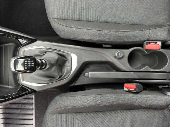 Peugeot 208 Style // LED/PDC/Spurhalteassistent 