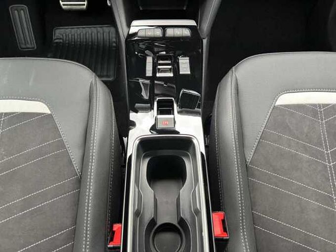 Opel Mokka E Ultimate SHZ/LHZ/PDC vorne und hinten