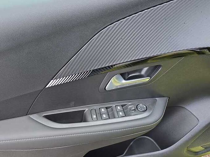 Peugeot 208 Allure Einparkhilfe/Sitzheizung