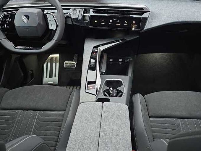 Peugeot 5008 Hybrid GT //Navi/4x Sitzheizung /LED