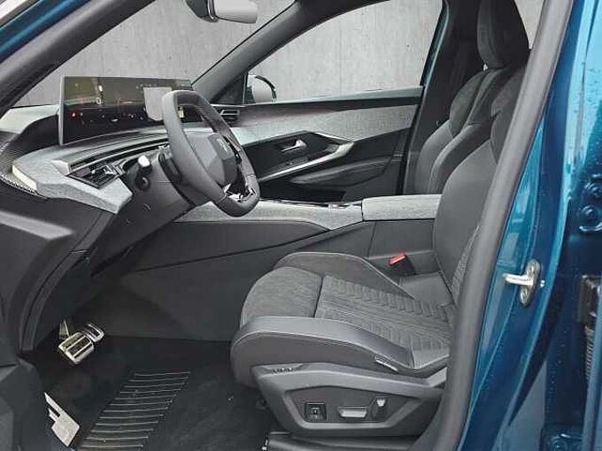 Peugeot 5008 Hybrid GT //Navi/4x Sitzheizung /LED