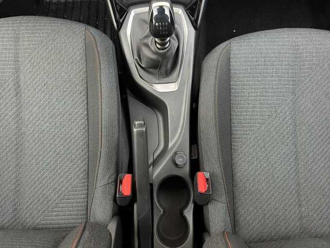 Peugeot 208 Style Verkehrszeichenerkennung/Sitzheizung