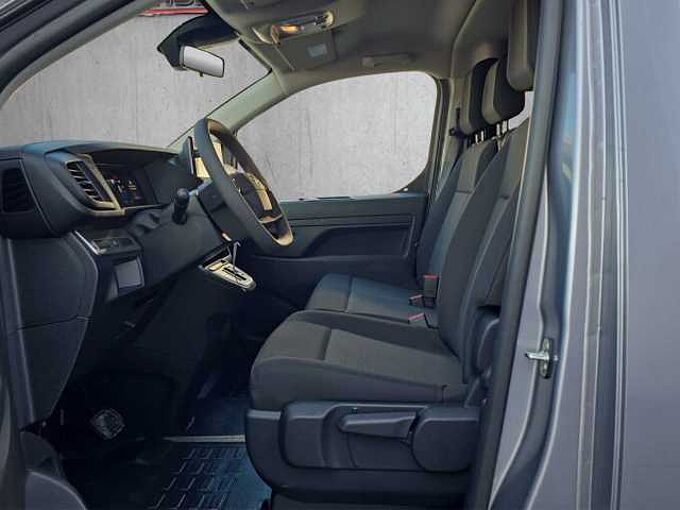 Opel Vivaro Kombi Lang //9-Sitzer/ Navi /Einparkhilfe