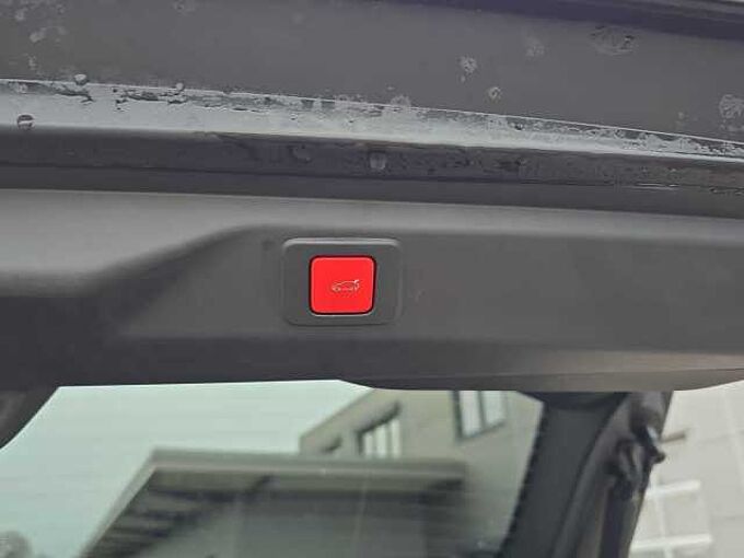 Peugeot 3008 Hybrid GT-Pack //360°/Navigation/Winterpaket