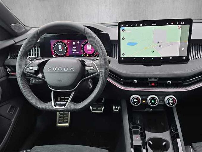 SKODA Superb 2.0 TSI 4x4 Sportline //Head-Up/Pano/AHK