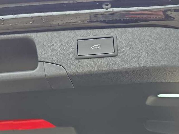 SKODA Superb 2.0 TSI 4x4 Sportline //Head-Up/Pano/AHK