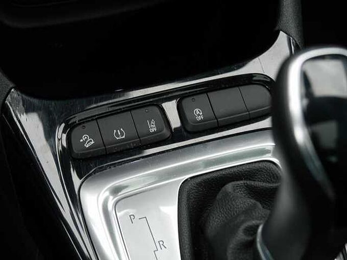 Opel Crossland 1.2 Turbo Ultimate // Panorama/Kamera