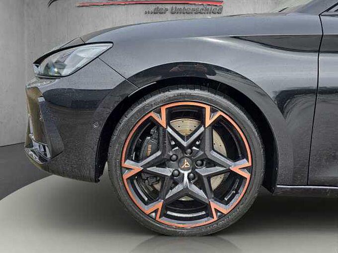 CUPRA Leon ST VZ //Allrad / Matrix/Navi/Kamera/ Winterpaket