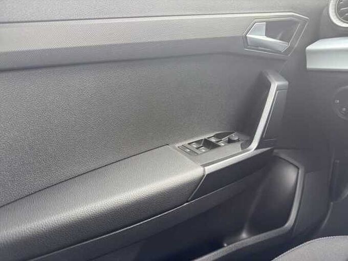 SEAT Arona Style //Kamera/LED/Sitzheizung 