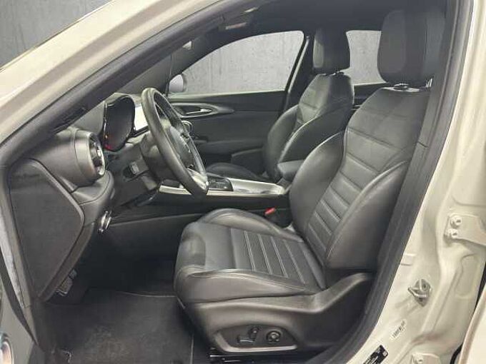 Alfa Romeo Tonale 1.5 TI //Matrix LED /Winterpaket /elektr.Heckklappe