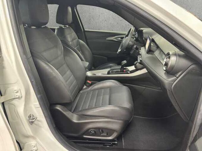 Alfa Romeo Tonale 1.5 TI //Matrix LED /Winterpaket /elektr.Heckklappe