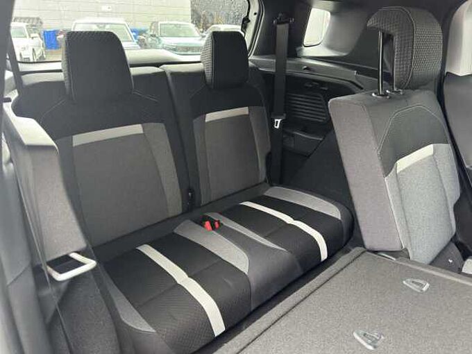 Opel Frontera 1.2 Hybrid GS  //7-Sitze / Navi / Kamera /Einparkhilfe