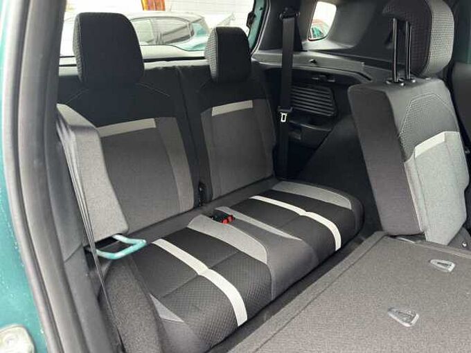 Opel Frontera 1.2 Hybrid GS  //7-Sitze / Navi / Kamera /Einparkhilfe