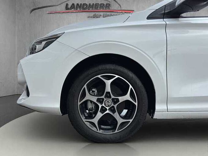 MG 3 Hybrid Luxury  //Navi/LED/Sitzheizung /360&deg;