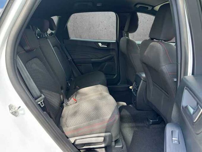 Ford Kuga ST-Line // 5 J. Garantie /AHK/Winterpaket
