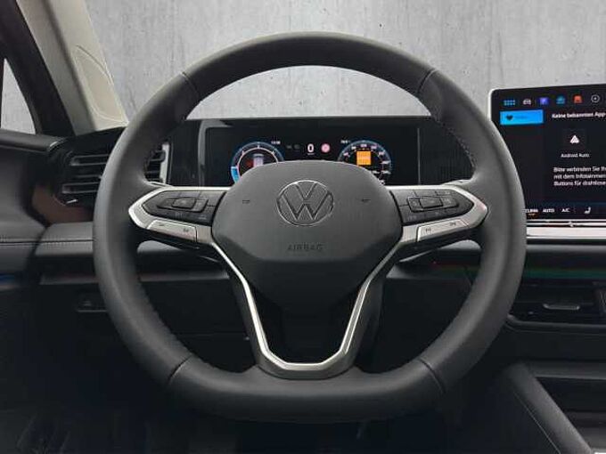 Volkswagen Tiguan 2.0 TDI Life //Pano/AHK/LED/Winterpaket /elektr. Heckklappe