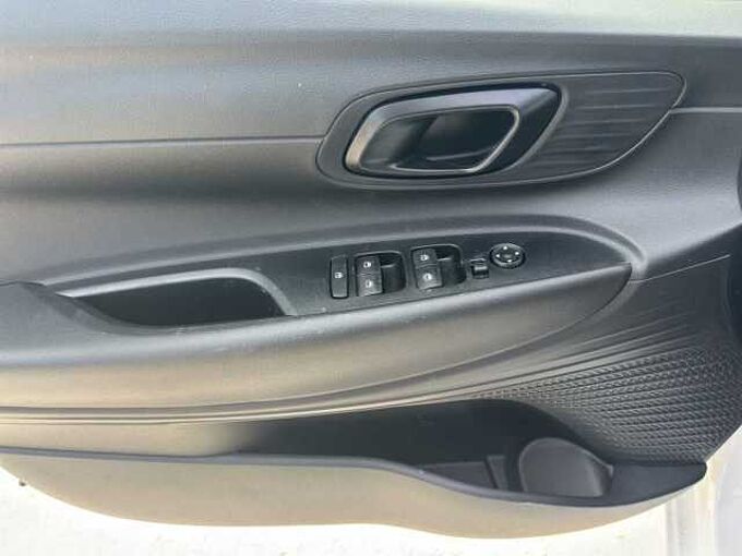 Hyundai i20 1.0 T-GDI Connectline // 5 J. Garantie Sitzheizung