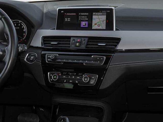 BMW X2 sDrive18i Advantage *LED/Navi/SHZ/Kamera*