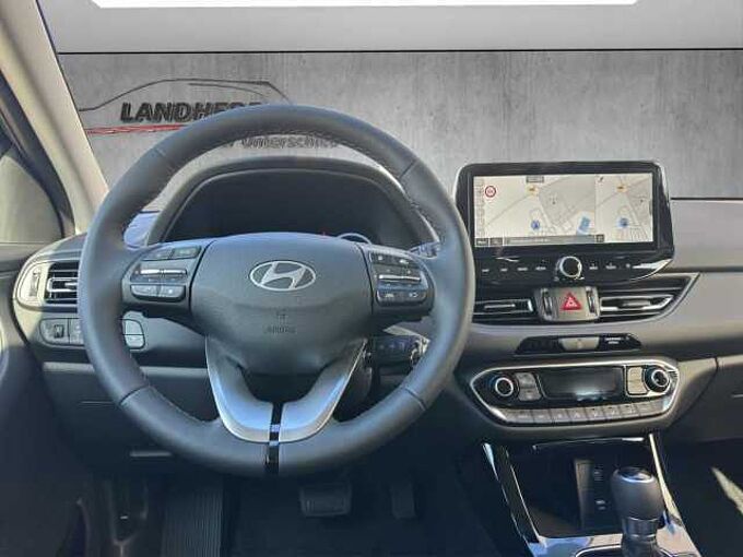 Hyundai i30 Kombi Family 1.5 T-GDI 5.J Garantie/ Navi/ SHZ