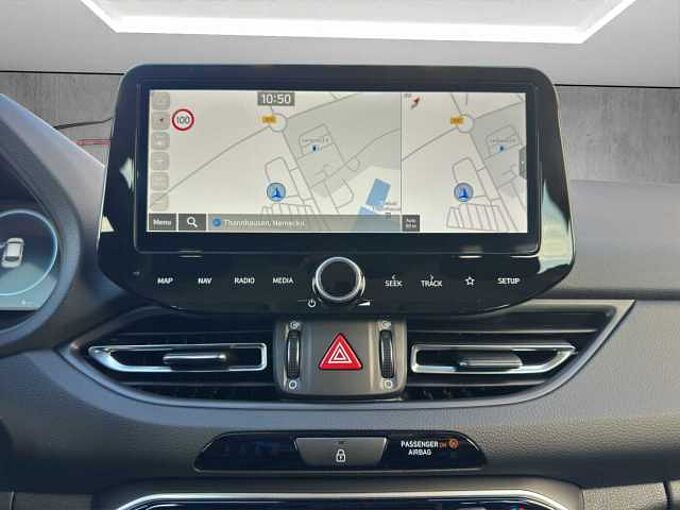 Hyundai i30 Kombi Family 1.5 T-GDI 5.J Garantie/ Navi/ SHZ