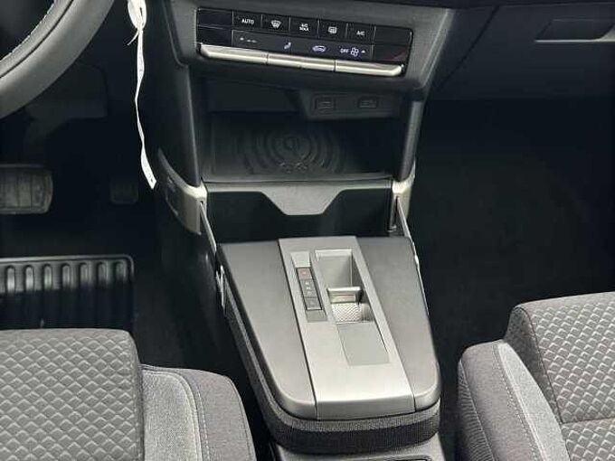Opel Frontera 1.2 Hybrid GS //7-Sitze / Navi / Kamera /Einparkhilfe