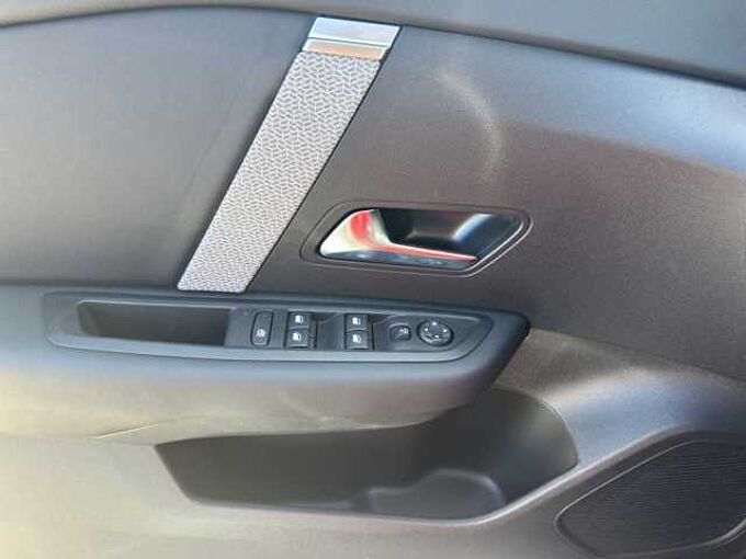 Citroen C4 1.2 Plus LED/Teilleder/Navi