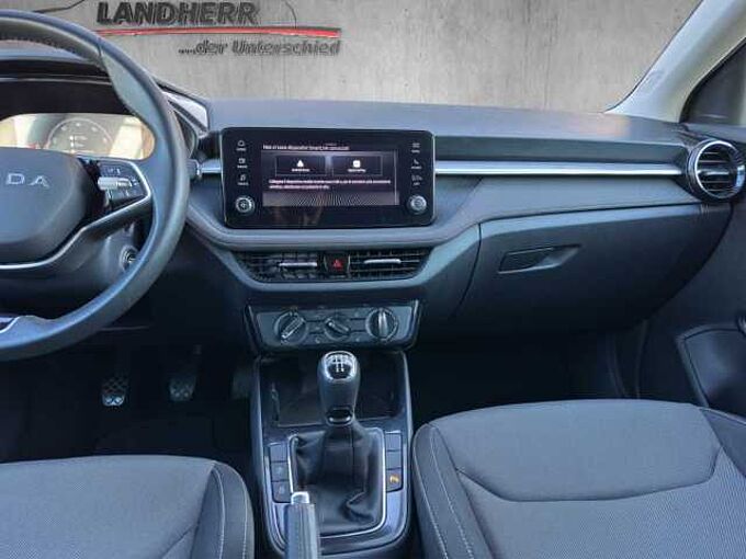 SKODA Fabia 1.0 Young Edition //LED/Sitzheizung /Kamera