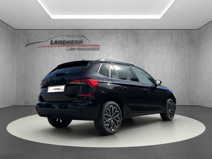 SKODA Kamiq 1.0 TSI Black Doc // LED/Sitzheizung /Kamera