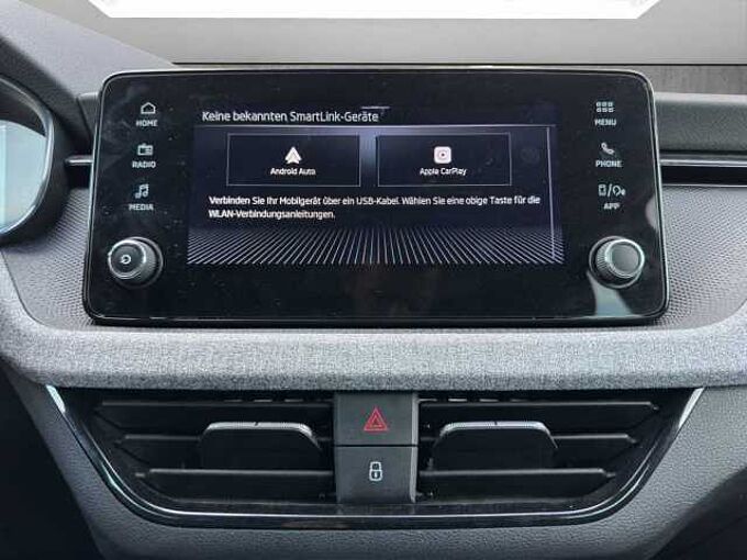 SKODA Kamiq 1.0 TSI Black Doc // LED/Sitzheizung /Kamera