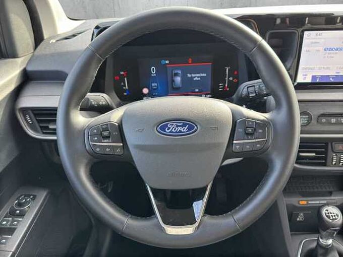 Ford Tourneo Courier 1.0 EcoBoost Titanium // Alu/Kamera