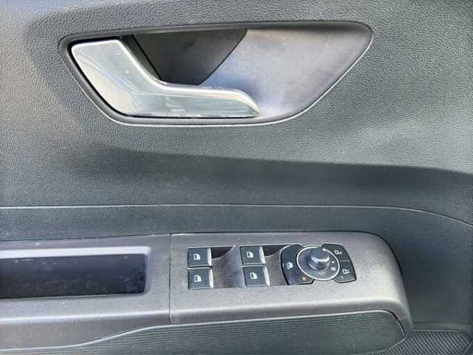 Ford Tourneo Courier 1.0 EcoBoost Titanium // Alu/Kamera