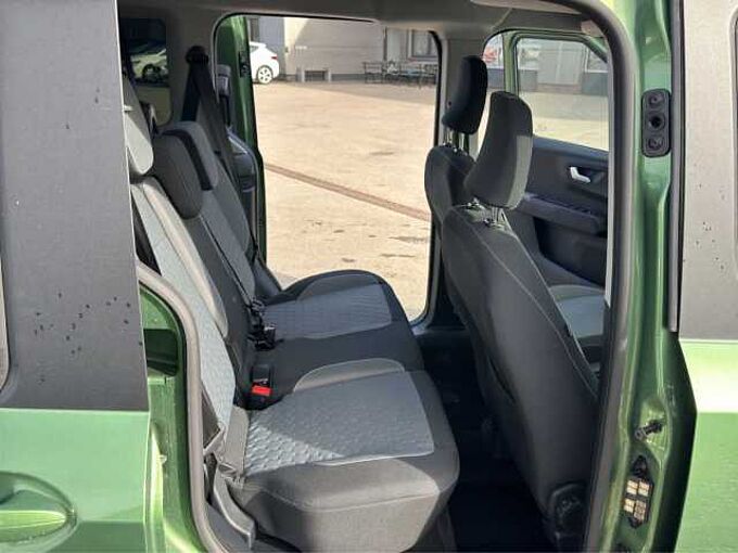 Ford Tourneo Courier 1.0 EcoBoost Titanium // Alu/Kamera