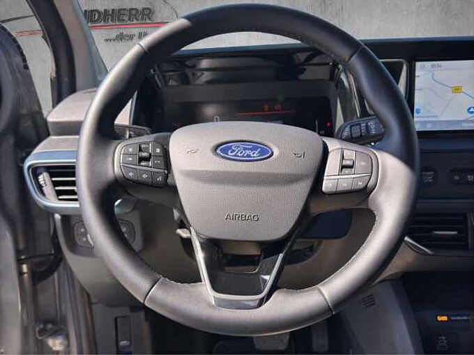 Ford Tourneo Courier Active /SHZ/Kamera/Navi /PDC