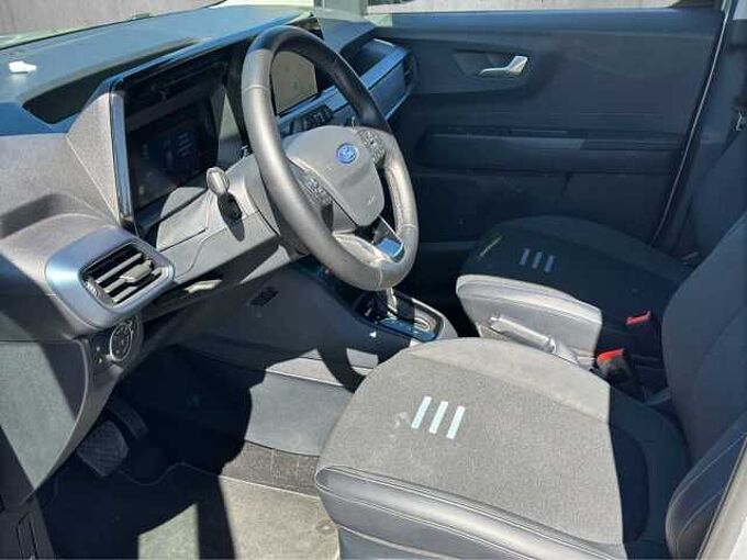 Ford Tourneo Courier Active /SHZ/Kamera/Navi /PDC